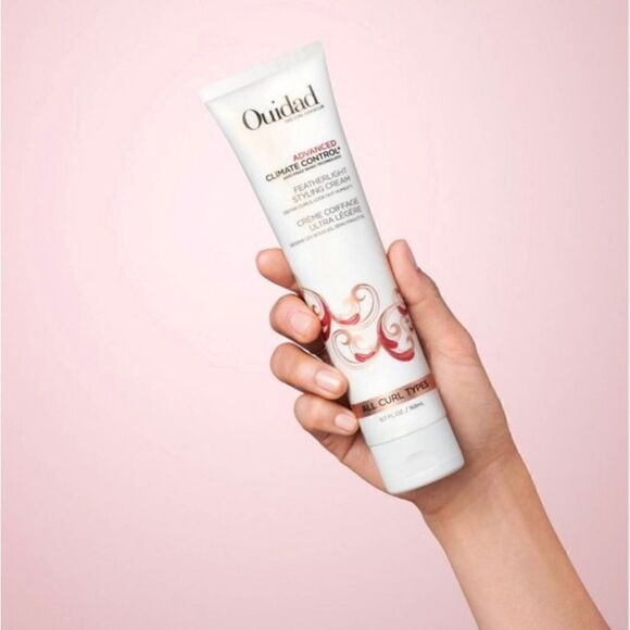 Ouidad advance Climate control styler cream. 5.7 Fl oz - Picture 3 of 4